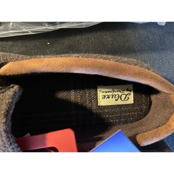 Slippers Dluxe by Dearfoam Size 11-12 - Brown W/Outdoor Soles NWT - Picture 4 of 8
